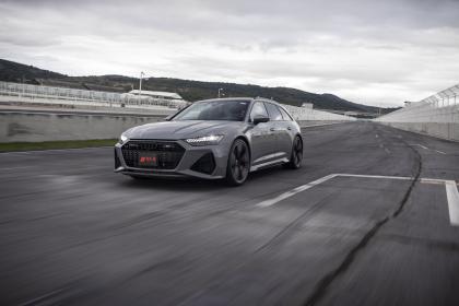 Το νέο Audi RS 6 θα έρθει με plug-in υβριδικό σύστημα και V8 μοτέρ [+video]